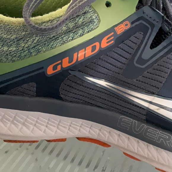 Saucony Guide ISO Sneakers - Dark Gray and Green Sz 9 - Picture 8 of 9